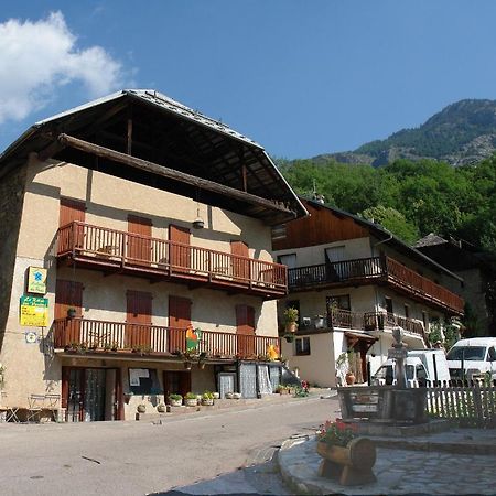 Le Relais Des Vaudois Hotel Freissinieres Exterior foto